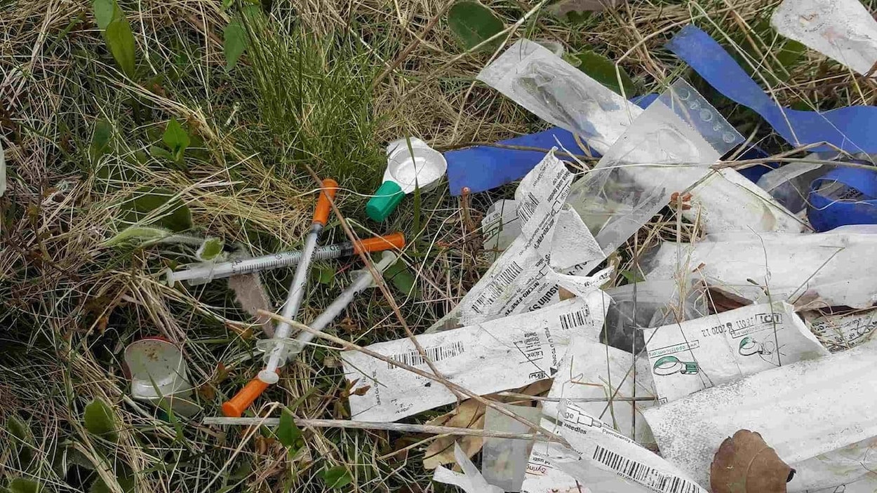 Seringues usagées : des élus du Cap-Breton réclament l’aide de la province