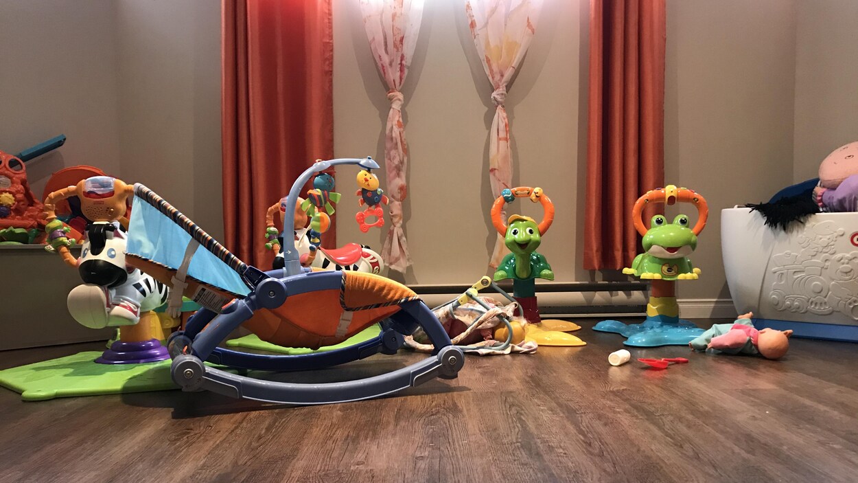 Des jouets dans une garderie en milieu familial.