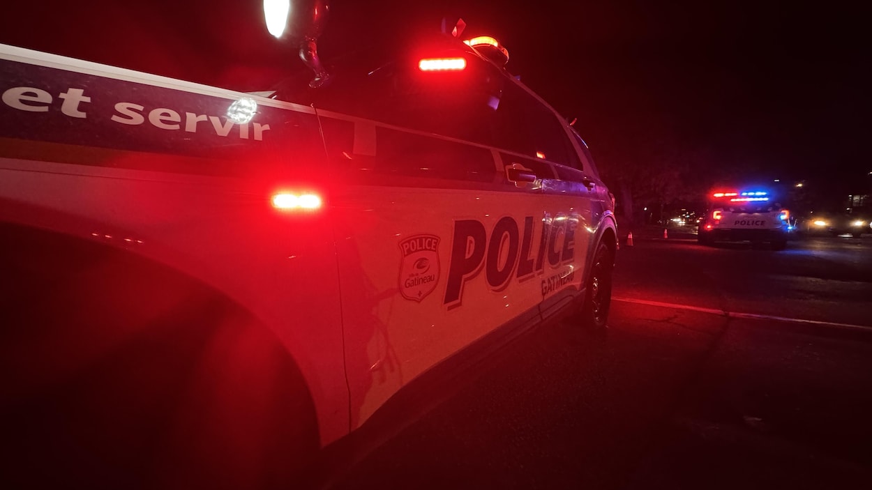 Il filme la police qui le poursuit, ses réseaux sociaux le trahissent