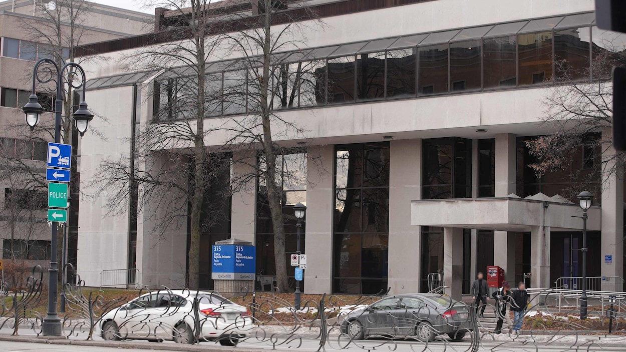 Procès des policiers de Sherbrooke : deux agents reconnus coupables, une agente acquittée