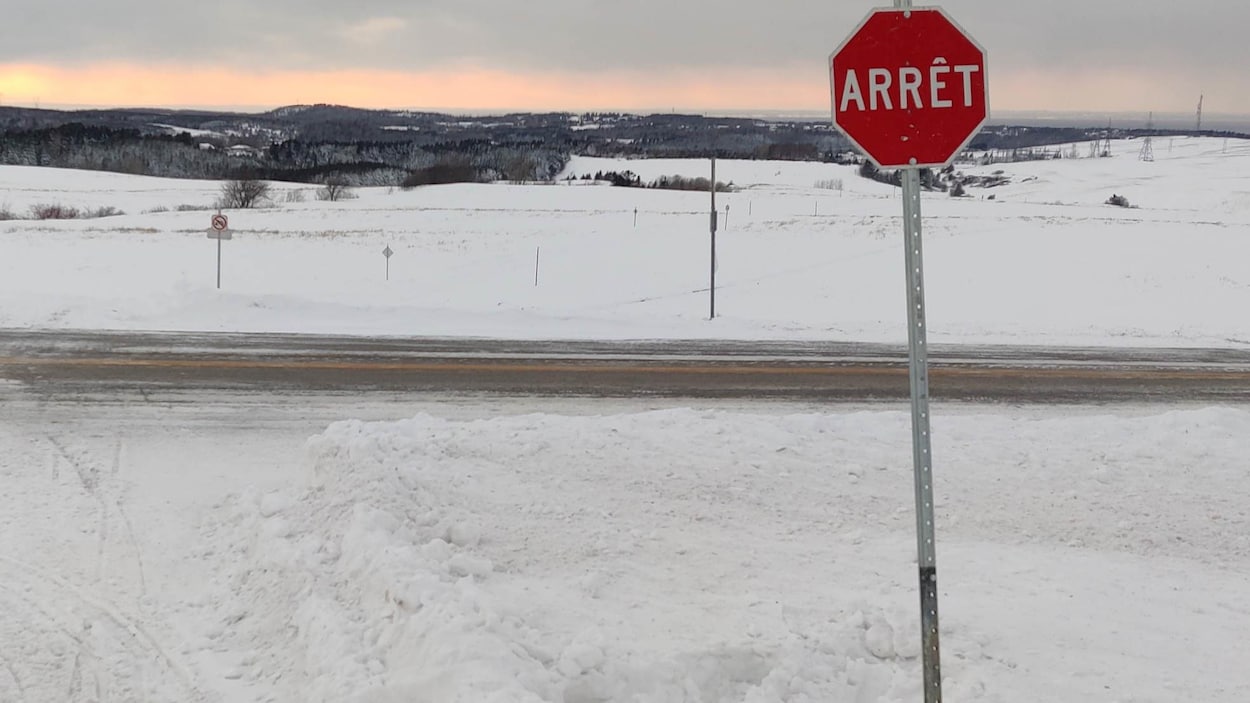Vols de panneaux de signalisation dans les sentiers de motoneige à Rimouski