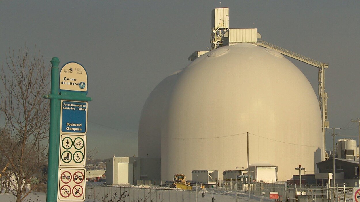 Les silos de l'Anse-au-Foulon Les silos de l'Anse-au-Foulon
