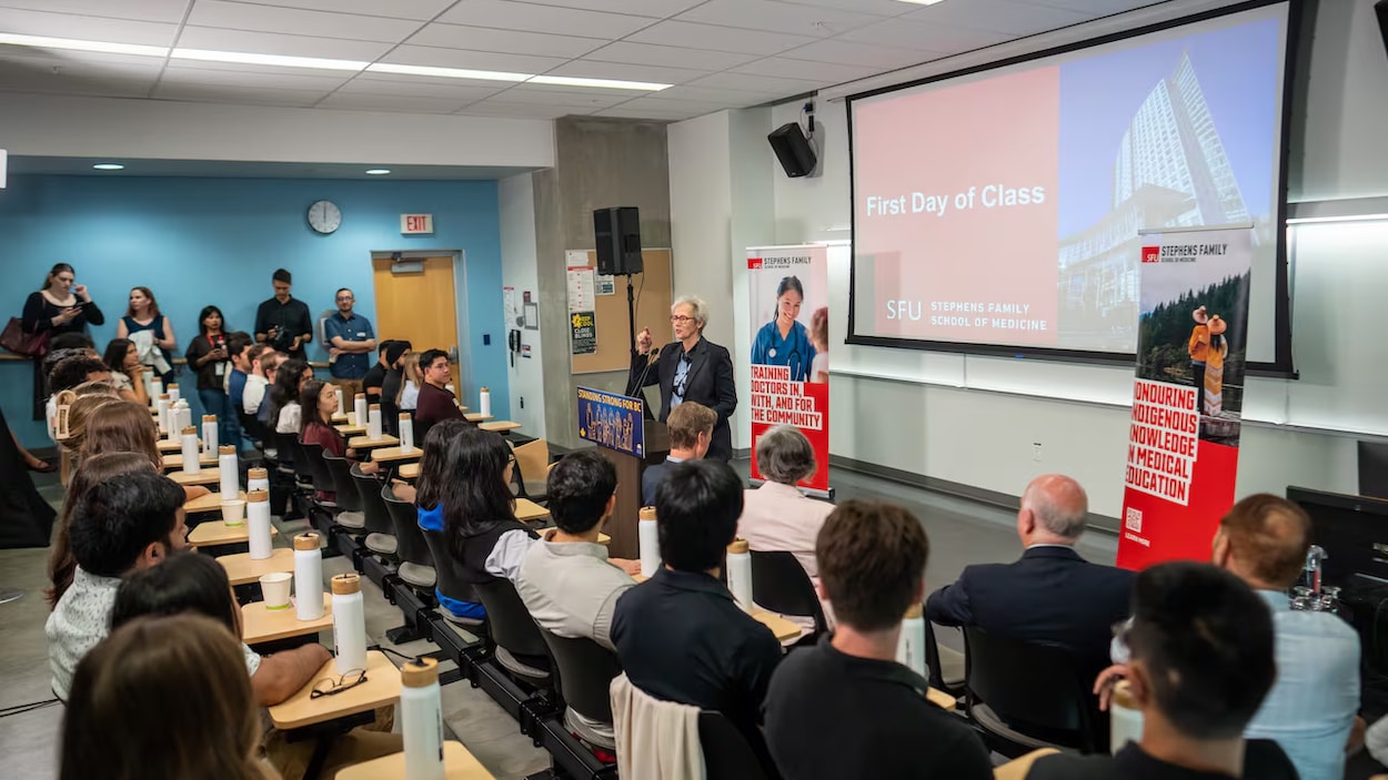 Toute première rentrée à l’École de médecine de la SFU