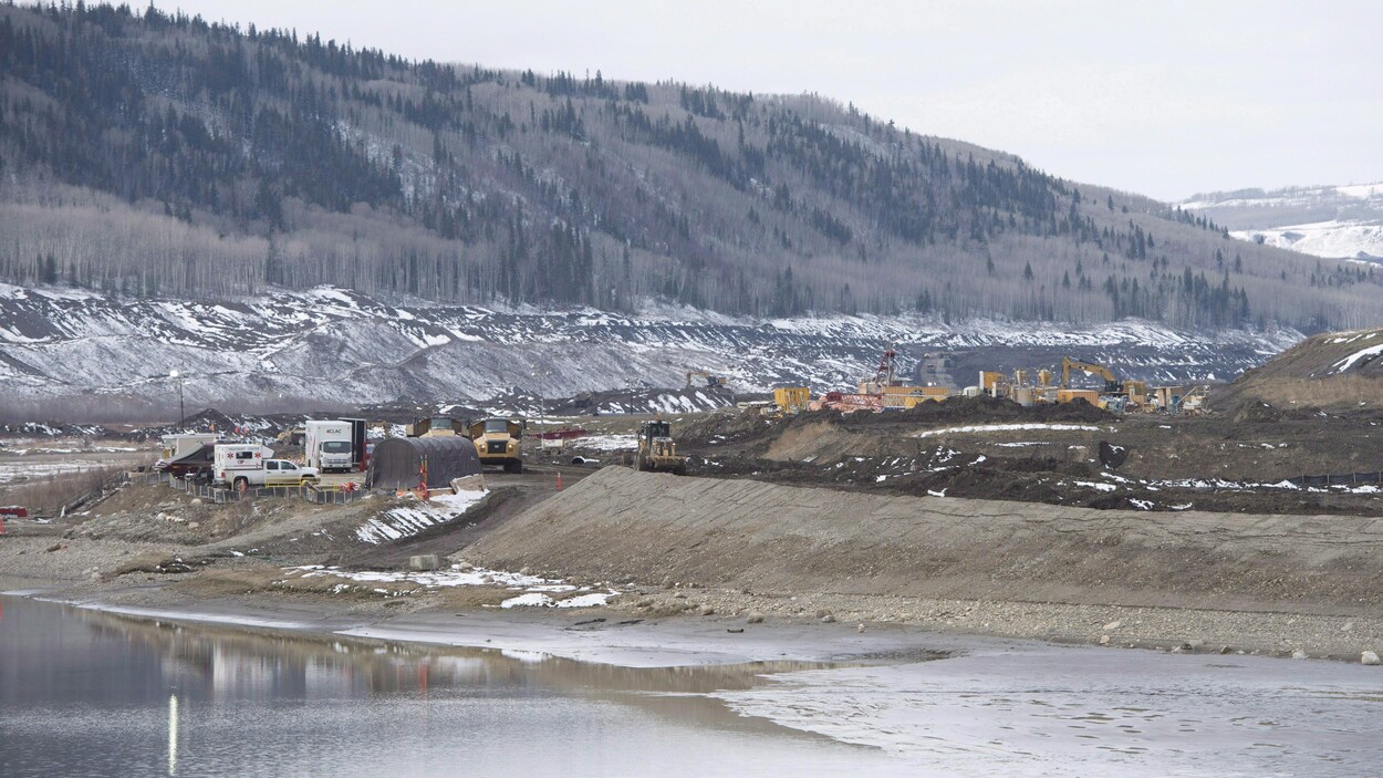 Aperçu de la construction du barrage du site C