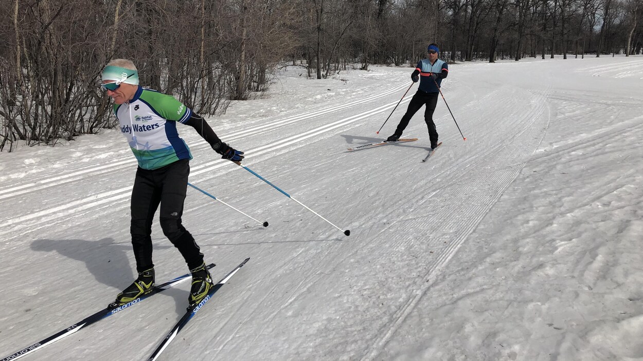 La saison de ski de fond se prolonge à Winnipeg, malgré l’arrivée du