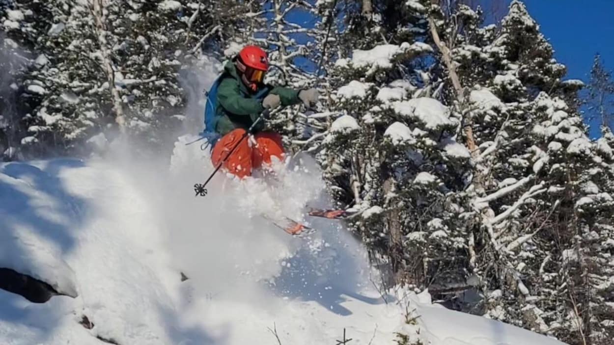 Le ski hors piste en voie de devenir plus accessible au Saguenay–Lac-Saint-Jean