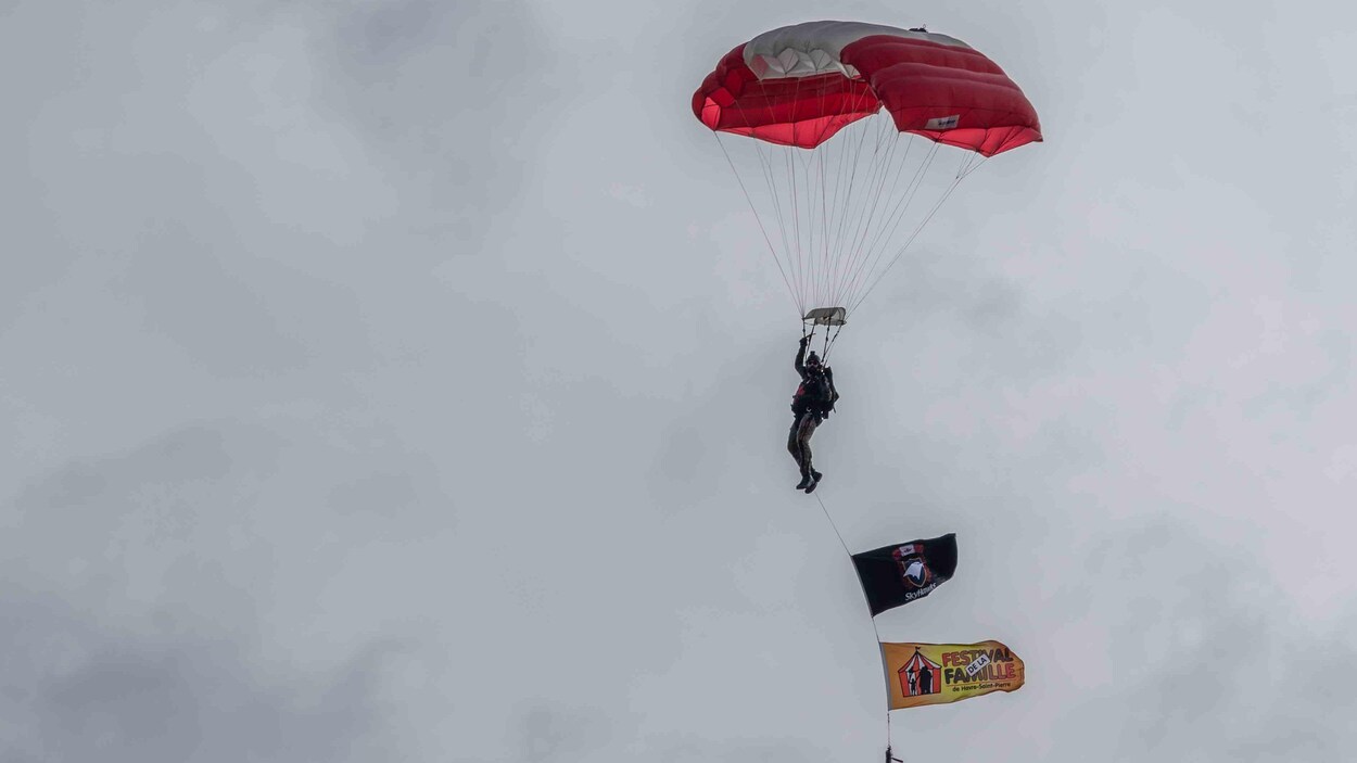 Les SkyHawks font un saut au Festival de la famille de HavreSaintPierre RadioCanada