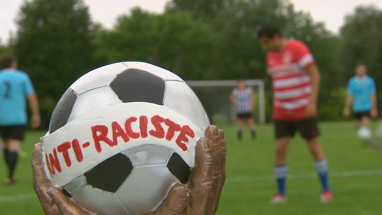 Le premier tournoi de soccer contre le racisme a eu lieu samedi à Québec au parc Victoria Le premier tournoi de soccer contre le racisme a eu lieu samedi à Québec au parc Victoria
