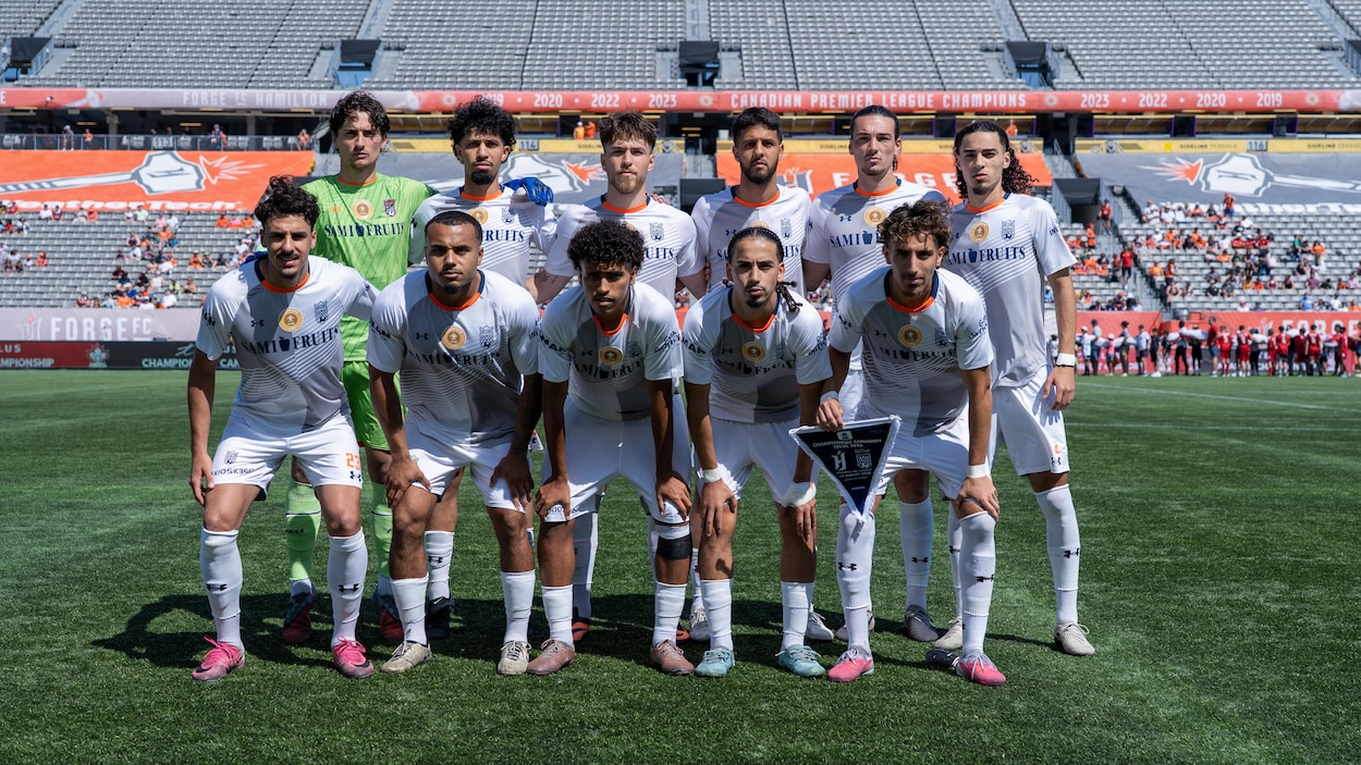 Dans l’ombre du Mondial, le CS Saint-Laurent fait encore briller le soccer québécois