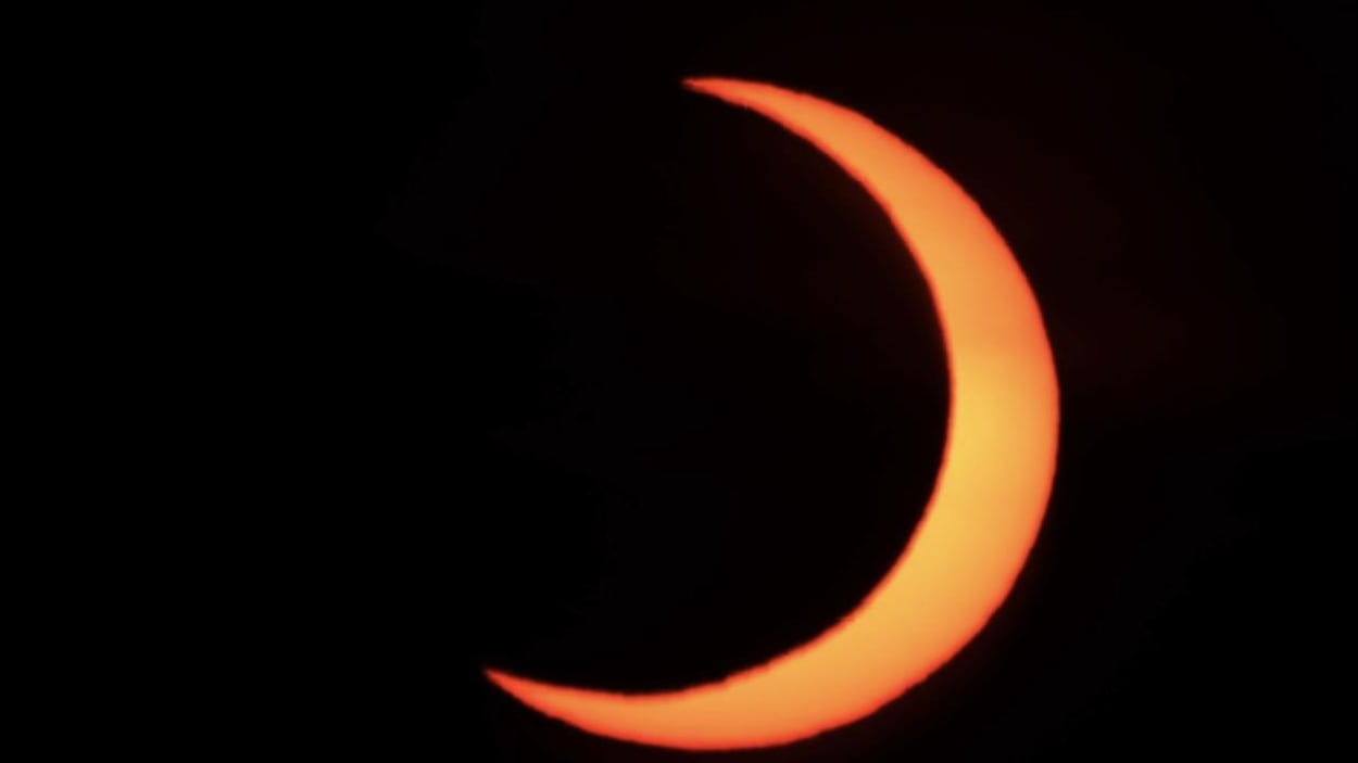 Un eclipse solar parcial será visible el sábado en Columbia Británica.