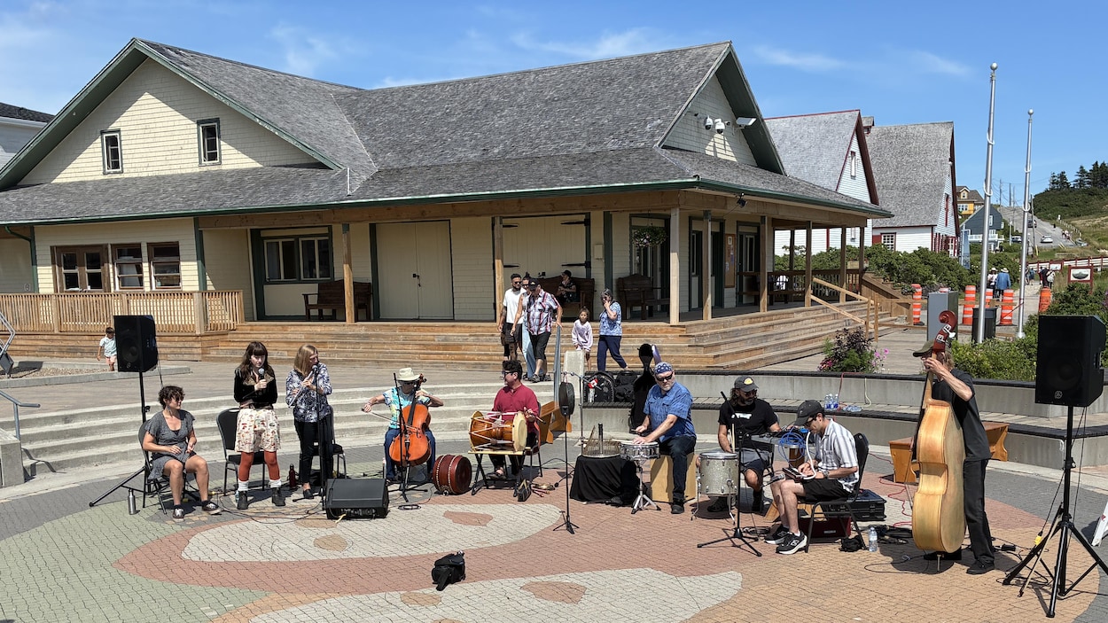 Dix ans d’improvisation musicale à Coin-du-Banc