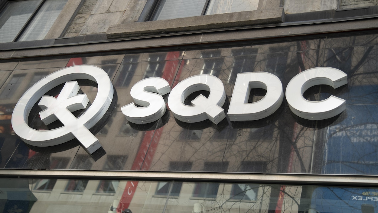 La devanture d'une boutique