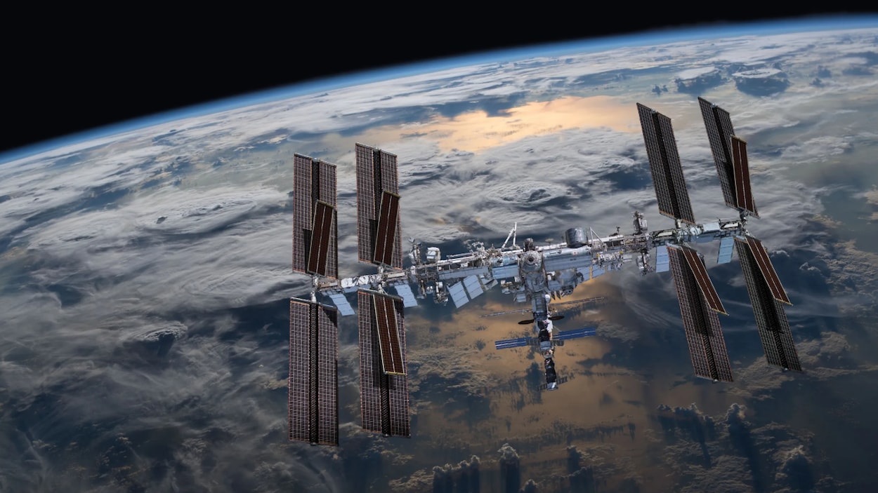 Première sortie dans l’espace ce matin pour le Canadien Joshua Kutryk