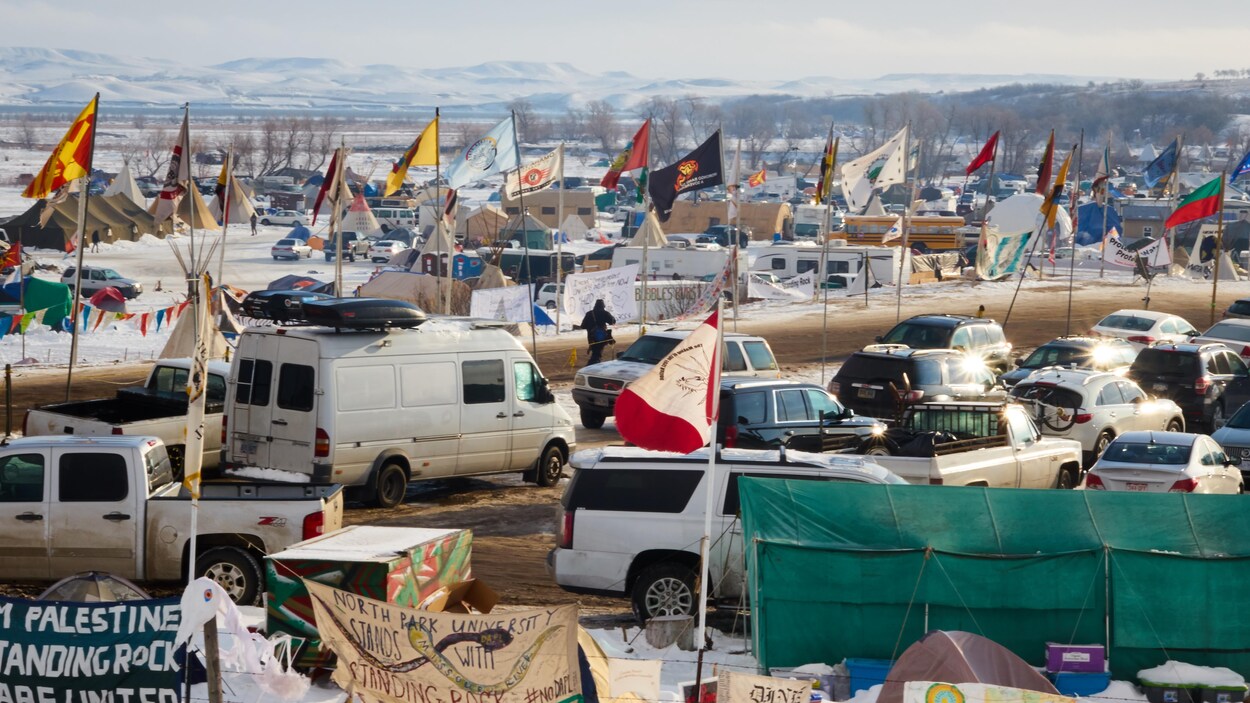 Vue d'ensemble du camp Oceti Sakowin, près de la réserve indienne de Standing Rock, dans le Dakota du Nord.