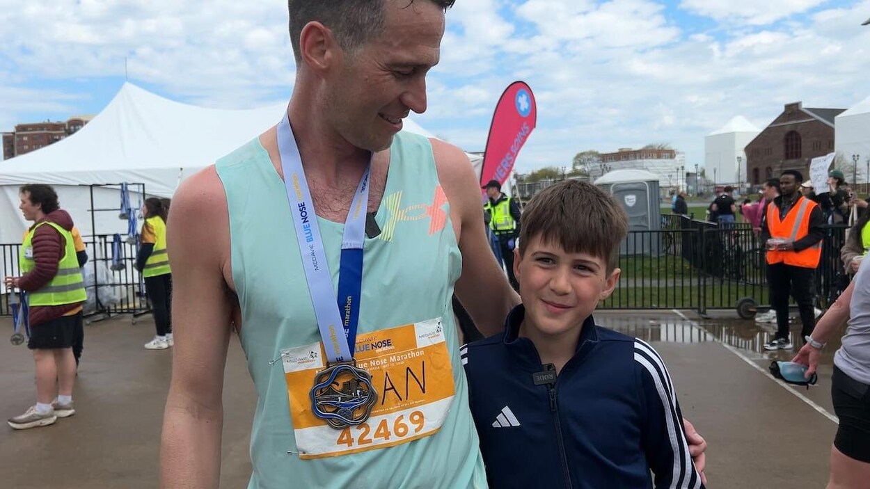 Stanley Chaisson remporte le Marathon Blue Nose, à Halifax