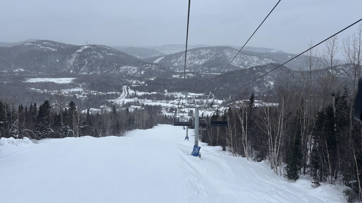 Des skieurs au rendez-vous au Mont-Édouard