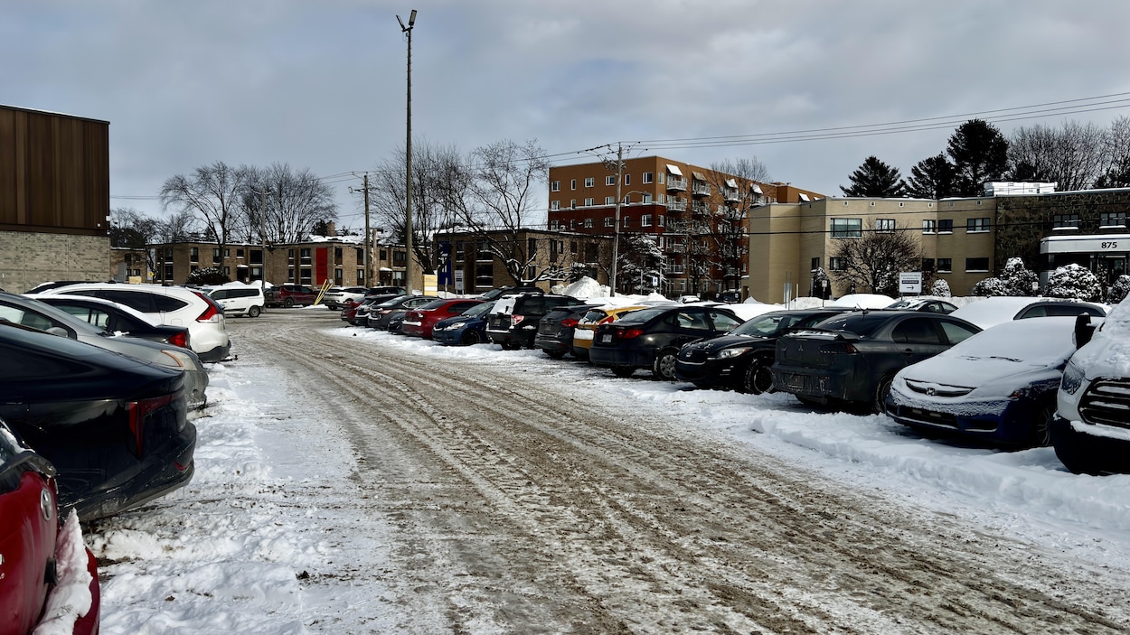 Une course au stationnement près du Cégep de Trois-Rivières