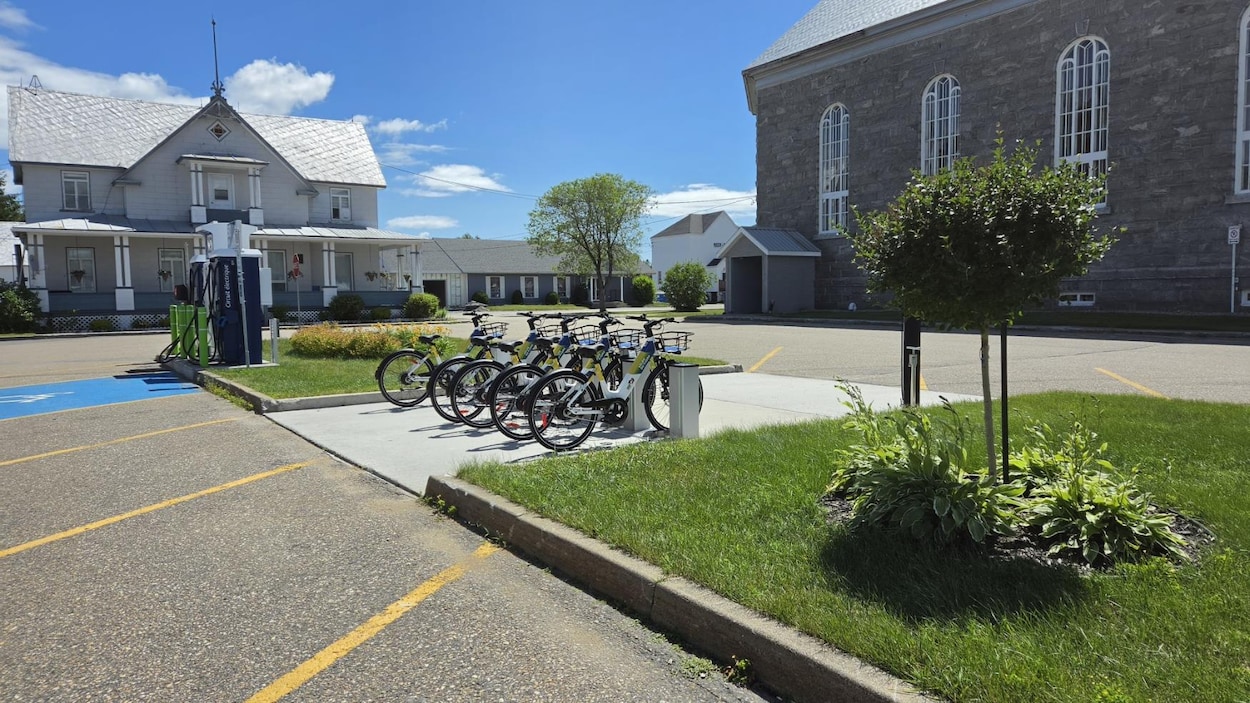 Sacré-Cœur : 100 000 dollars pour des vélos en libre-service