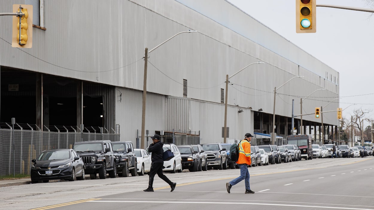 Stellantis à Windsor : début du troisième quart de travail mardi