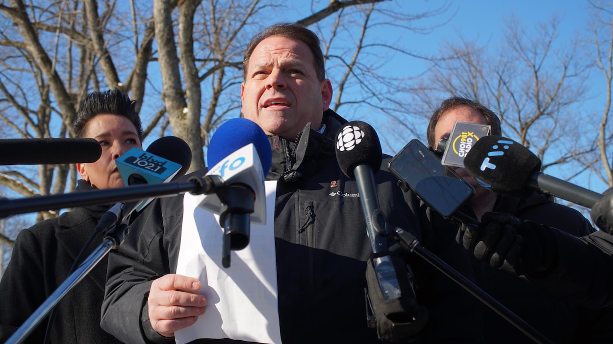 Coupes d’arbres liées au tramway : Lachance n’a pas l’indignation à « géométrie variable »