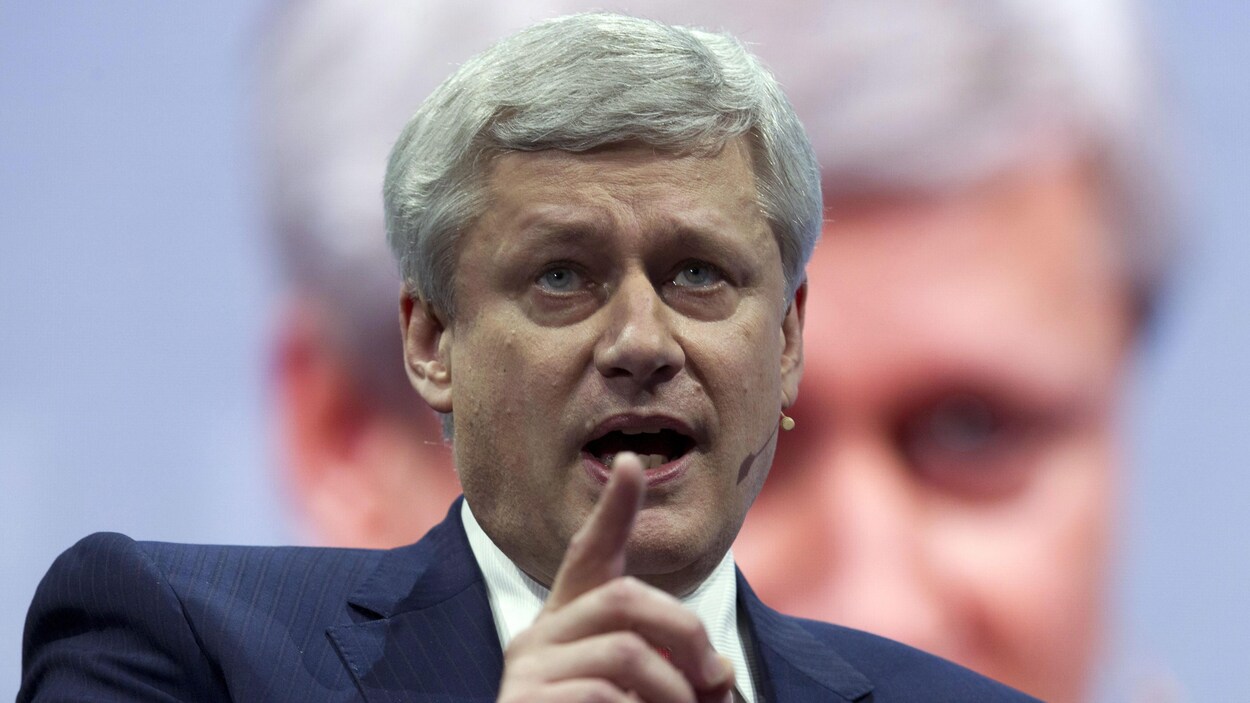 L'ancien premier ministre du Canada, Stephen Harper, lors d'une conférence de l'AIPAC (« American Israel Public Affairs Committee ») à Washington le 26 mars 2017 L'ancien premier ministre du Canada, Stephen Harper, lors d'une conférence de l'AIPAC (« American Israel Public Affairs Committee ») à Washington le 26 mars 2017