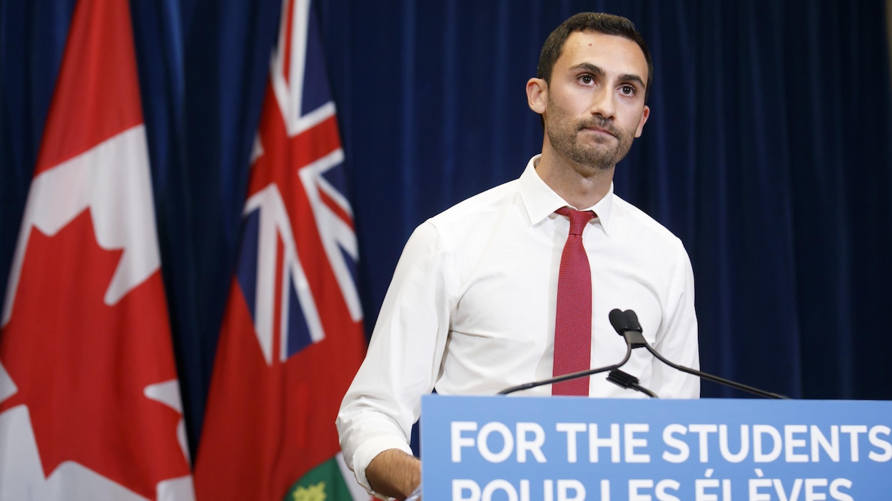 Le ministre de l’Éducation, Stephen Lecce