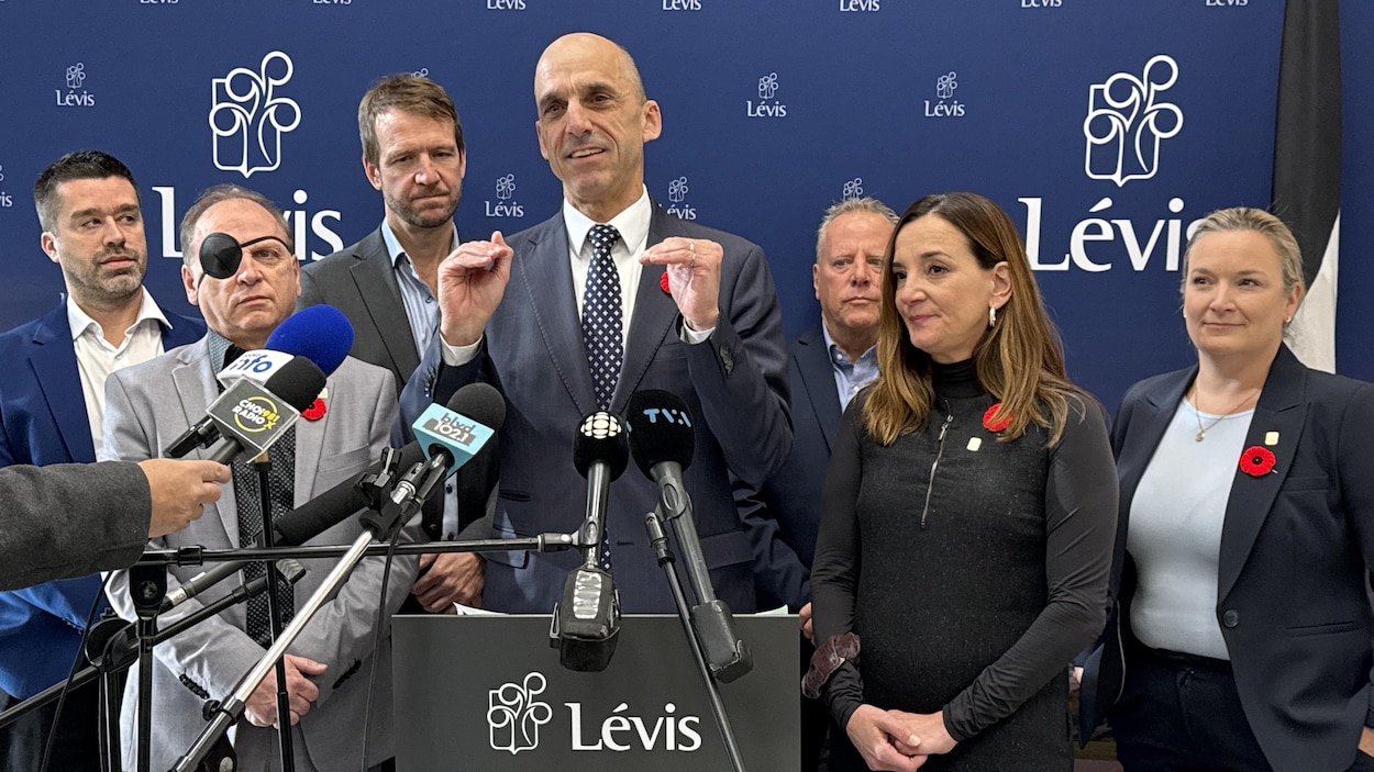 Steven Blaney promet de limiter les taxes à l'inflation pour 2026