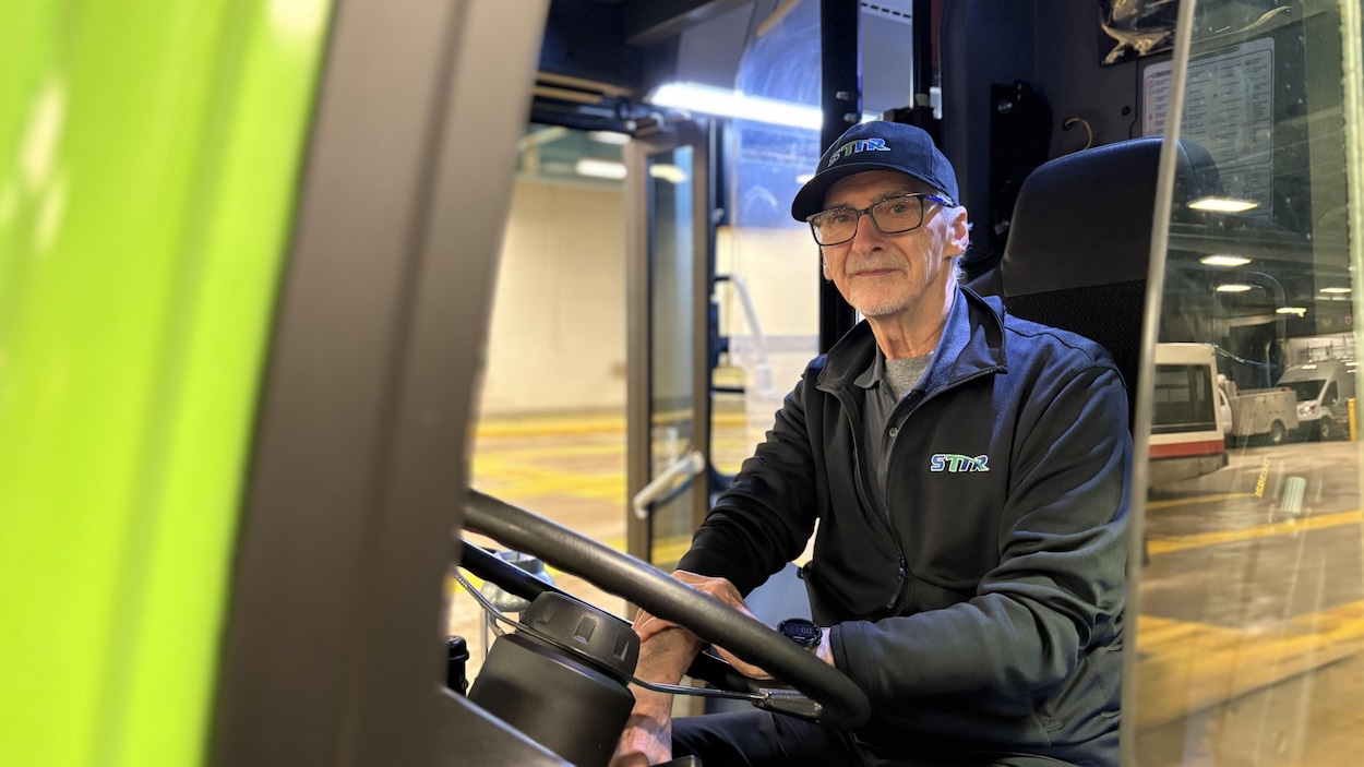 La STTR souligne les 49 ans de carrière d’un chauffeur