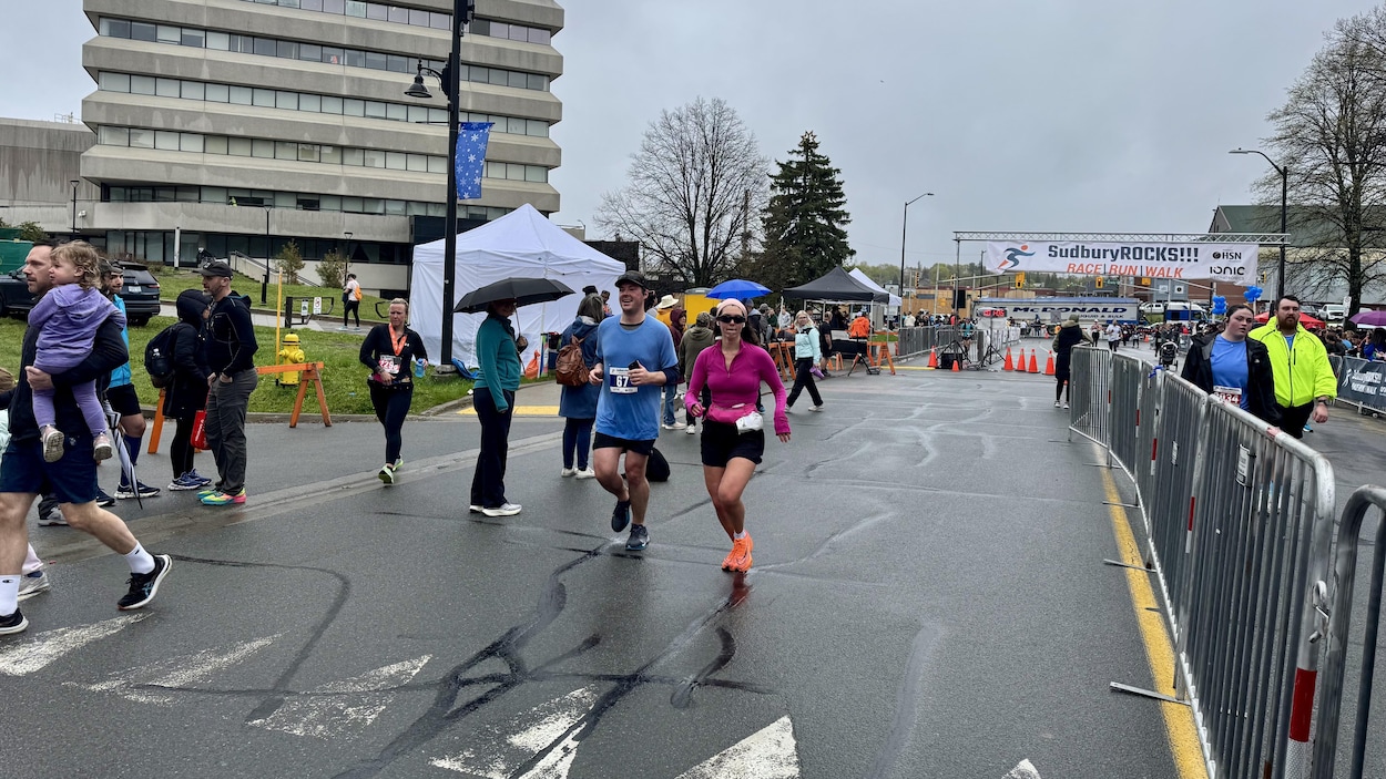 Plus de 2000 participants au rendez-vous pour le marathon SudburyROCKS!!!