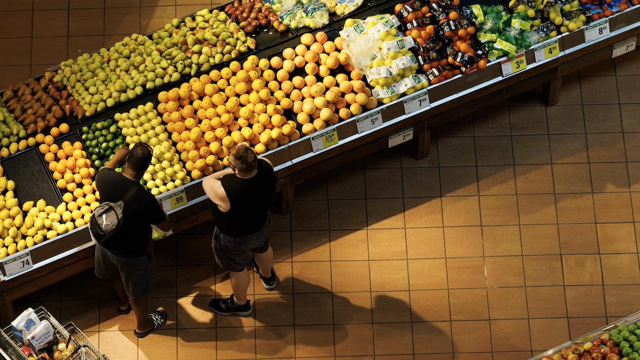 Prix des aliments : l’Ontario n’interdira pas une tarification jugée « prédatrice »