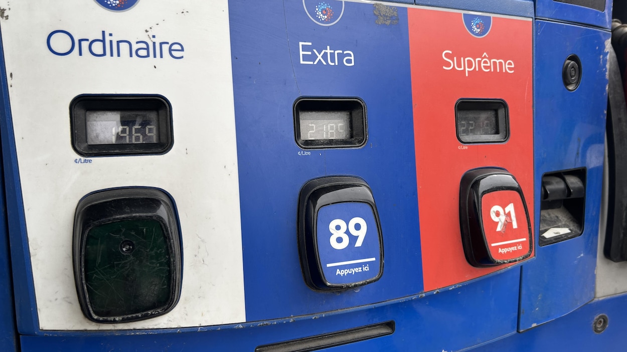 Suspension de la taxe d’accise sur l’essence : l’Estrie entre soulagement et déception