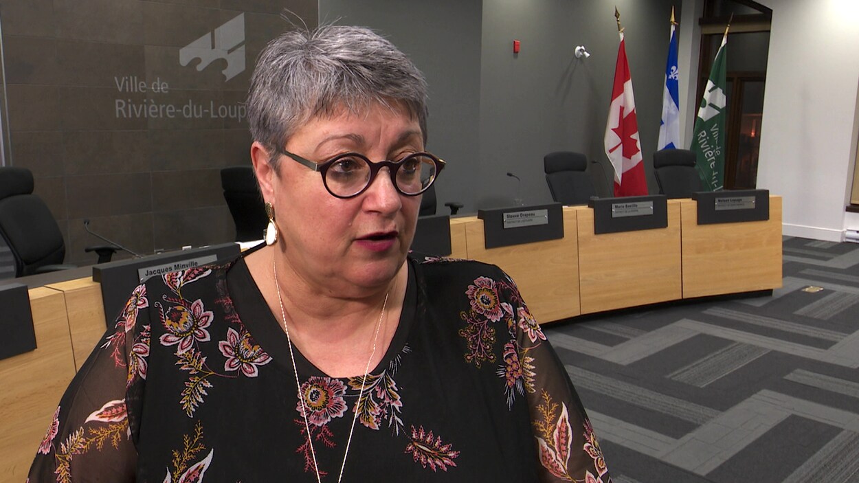 La mairesse de Rivière-du-Loup Sylvie Vignet.