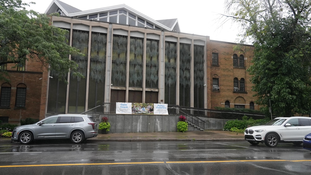 Un homme est accusé de tentative d’incendie d’une synagogue à Westmount