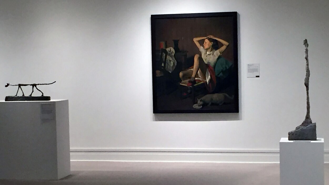 Un tableau de jeune fille à la jambe levée est accroché sur un des murs du Metropolitan Museum of Art de New York, le 5 décembre 2017. Un tableau de jeune fille à la jambe levée est accroché sur un des murs du Metropolitan Museum of Art de New York, le 5 décembre 2017.