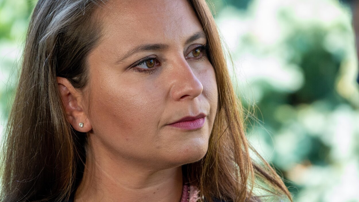 Tanya Granic Allen, Présidente du groupe de parents conservateurs Parents as First Educators (PAFE) en conférence de presse.
