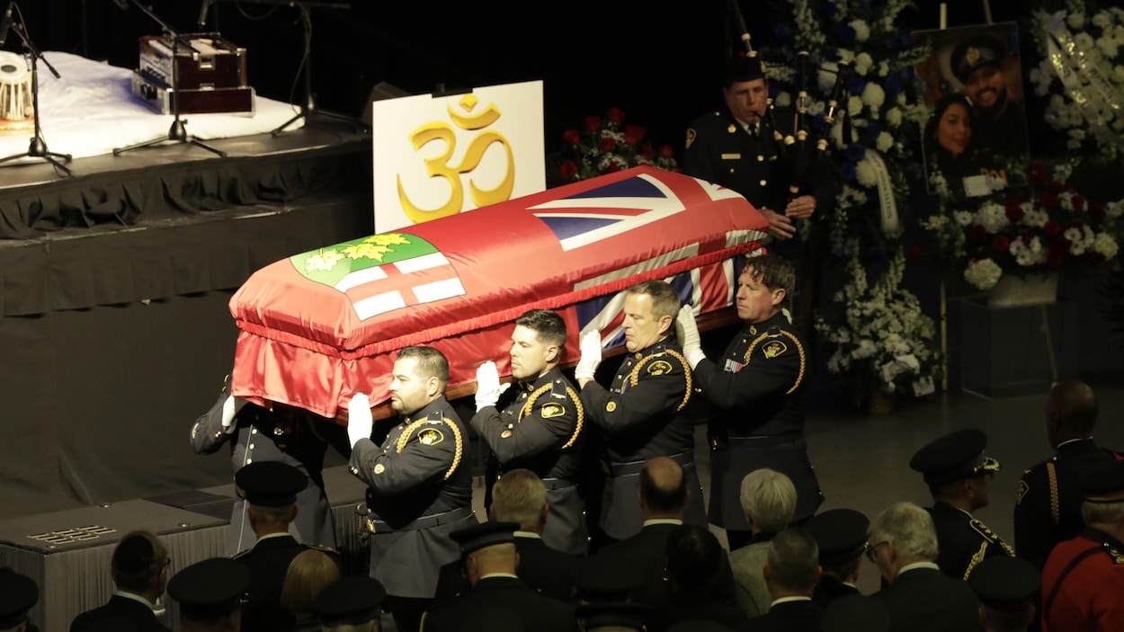 Funérailles du policier Tarun Bali, mort en service