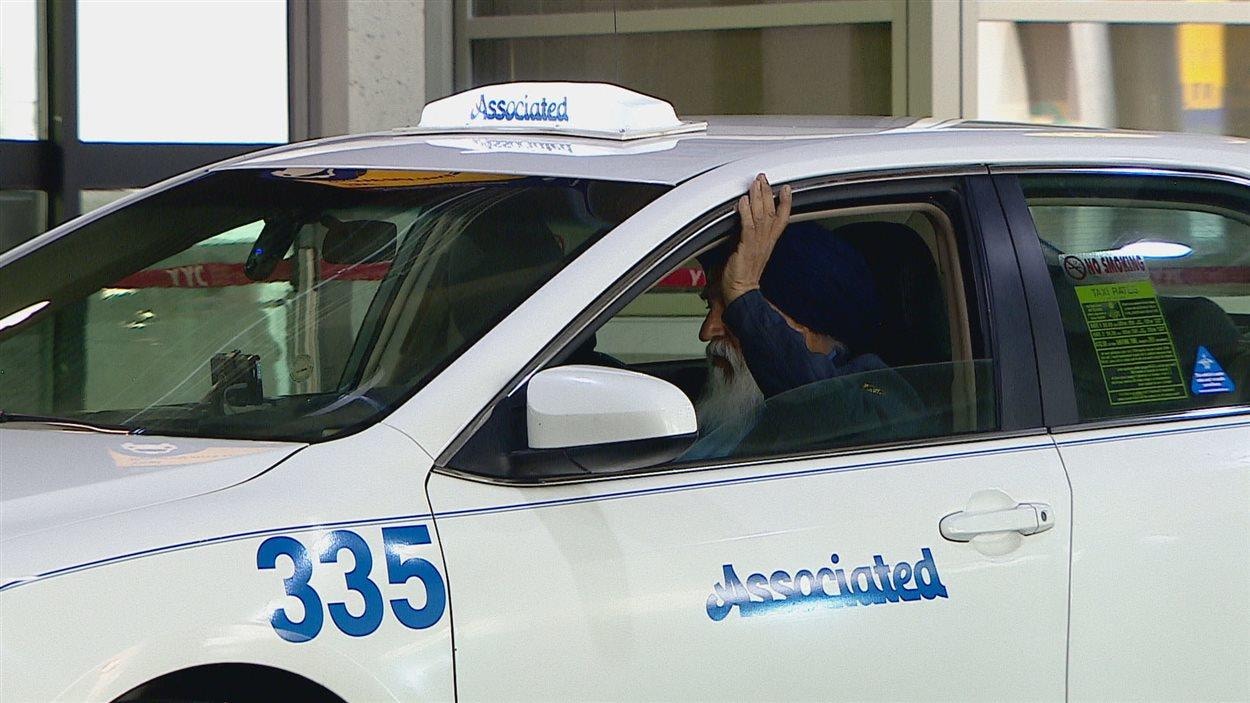 Un taxi.