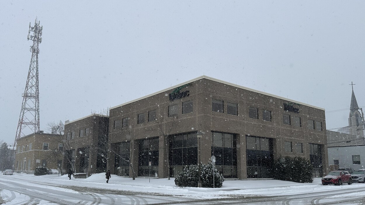 Sept emplois en répartition abolis chez Télébec à Val-d’Or | Radio-Canada