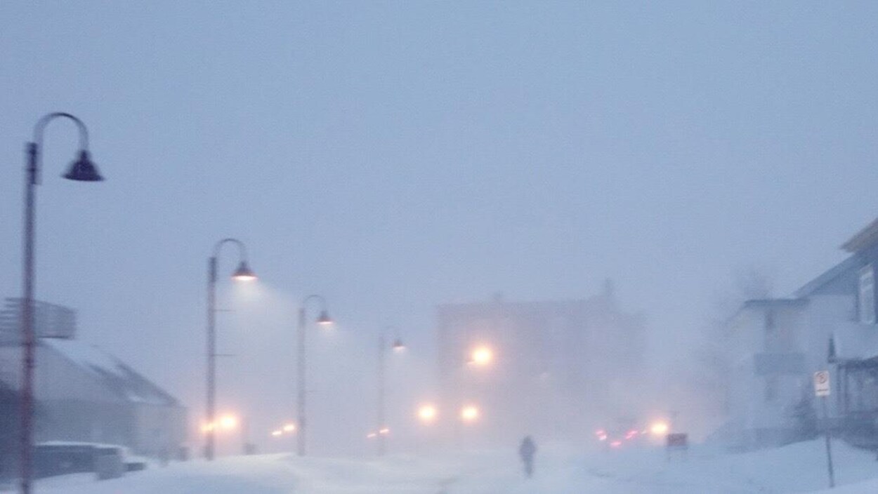 Rues de Matane sous la tempête Rues de Matane sous la tempête