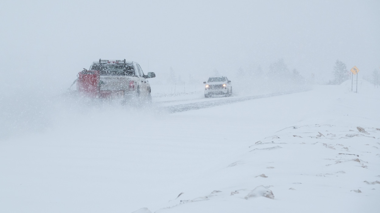 Tempête hivernale : les conditions routières s’améliorent dans l’Est-du-Québec