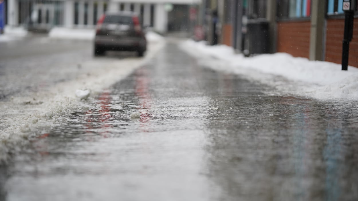 Tempête de verglas : les fermetures et perturbations à prévoir