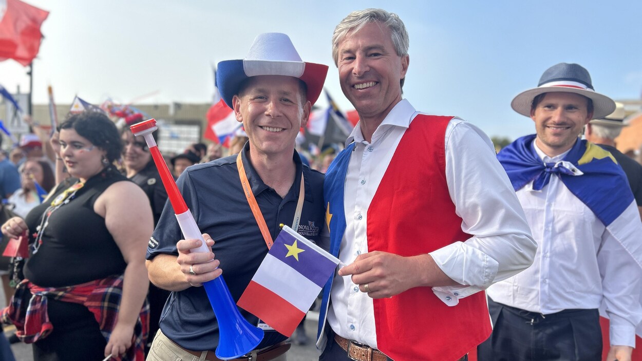 La FANE rajuste le tir et déplore les coupes du gouvernement Houston