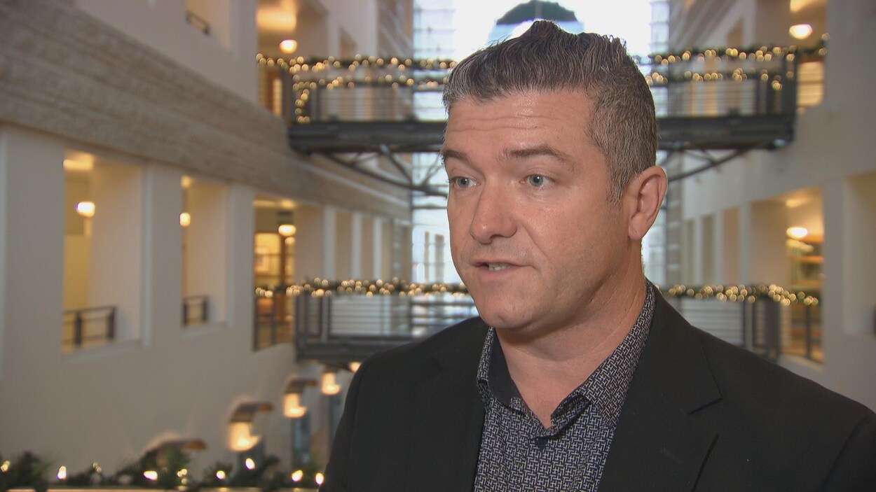 Tim Tierney en entrevue à Radio-Canada