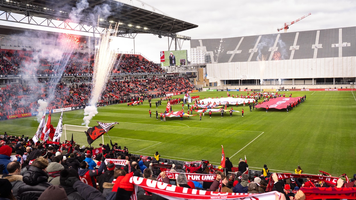 Mondial de la FIFA : le plus vaste déploiement policier de l’histoire de Toronto