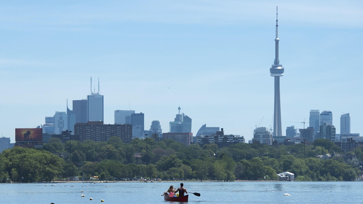 Vue de la ville de Toronto depuis le lac.