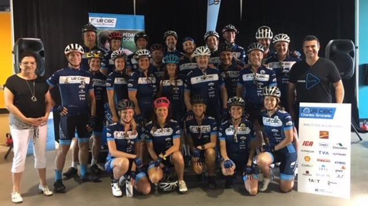 Vingt-quatre cyclistes Vingt-quatre cyclistes