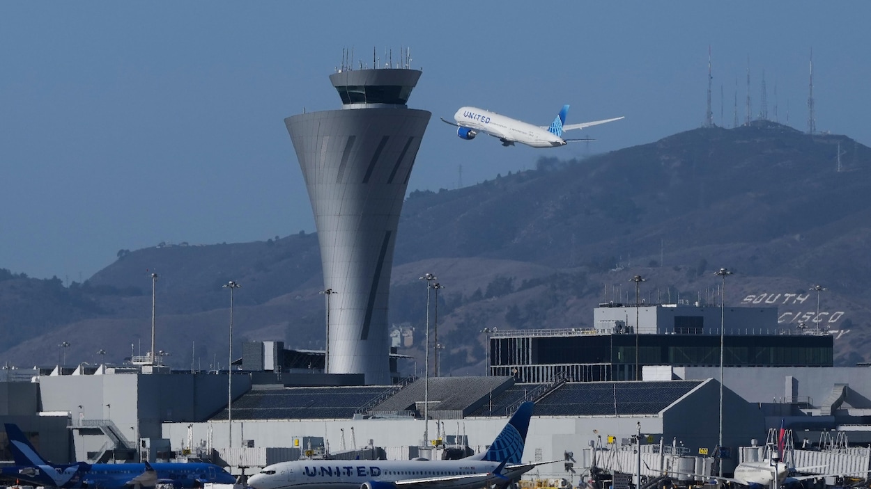 Des centaines de vols annulés aux États-Unis en raison de la paralysie budgétaire