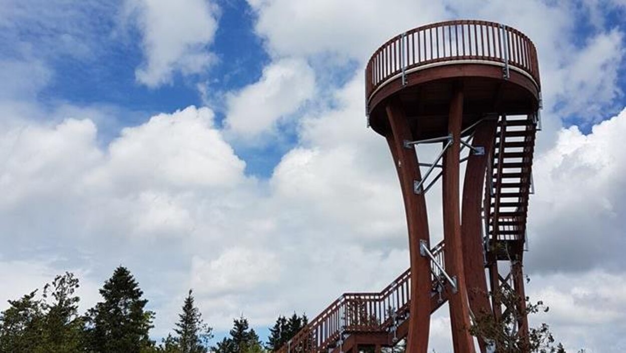 SainteAnnedelaPocatière a sa tour d'observation ICI.RadioCanada.ca