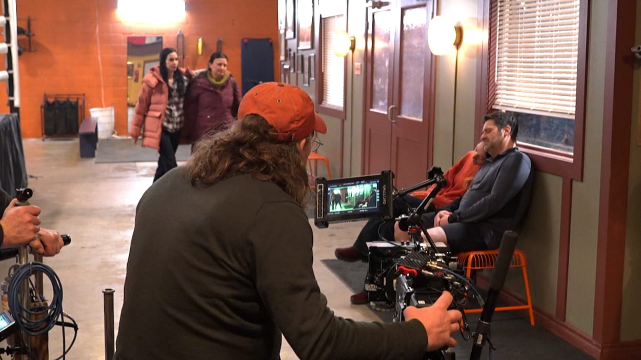 Visite du plateau de tournage de la série « Bonne nuit Chuck »