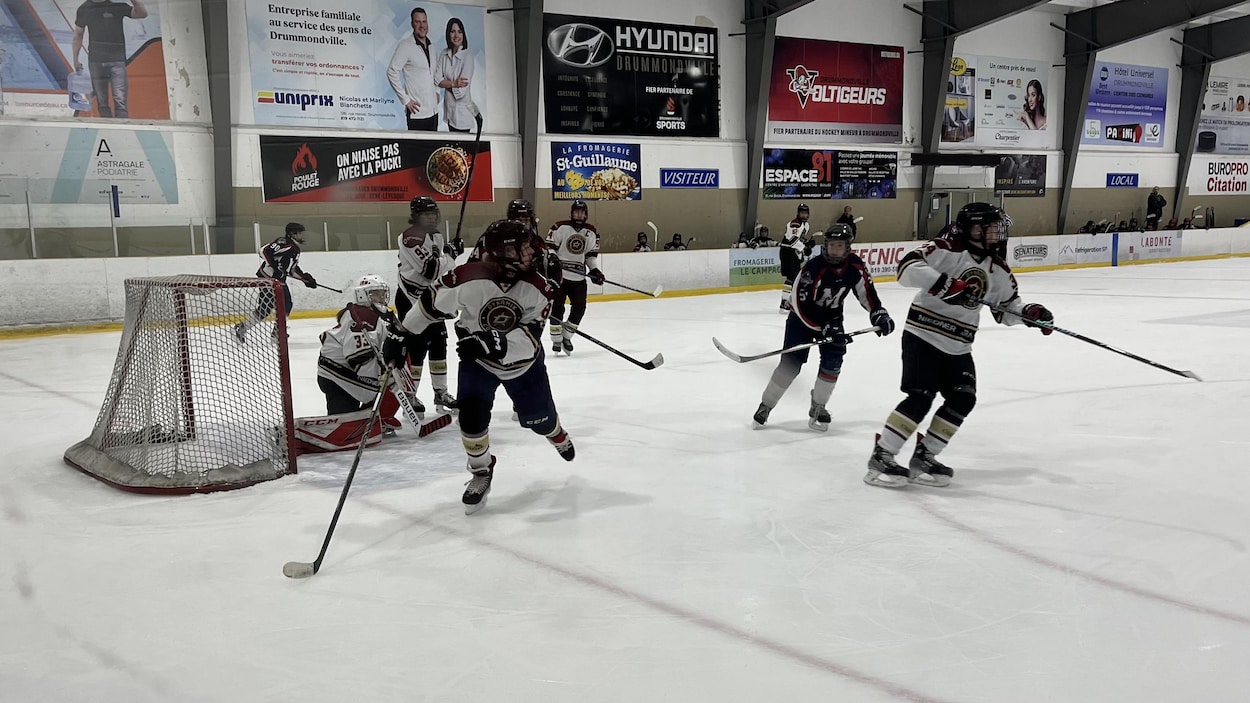 Des milliers de hockeyeurs à Drummondville